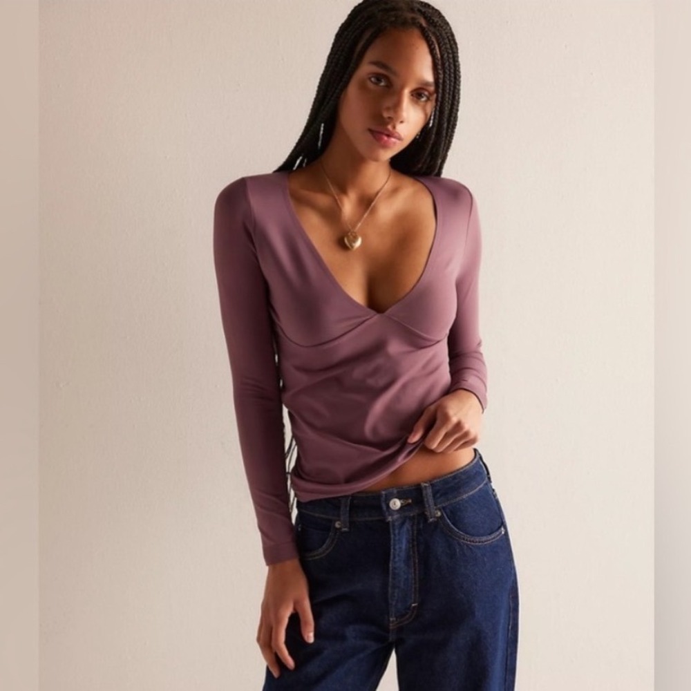 Free People Intimately FP Round Two Deep V-Neck Long Sleeve Top XS / Small‎